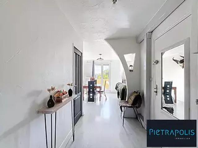 Chevigny Saint Sauveur 21800 Achat / Vente appartement 5 pièces t5 au dernier étage parking