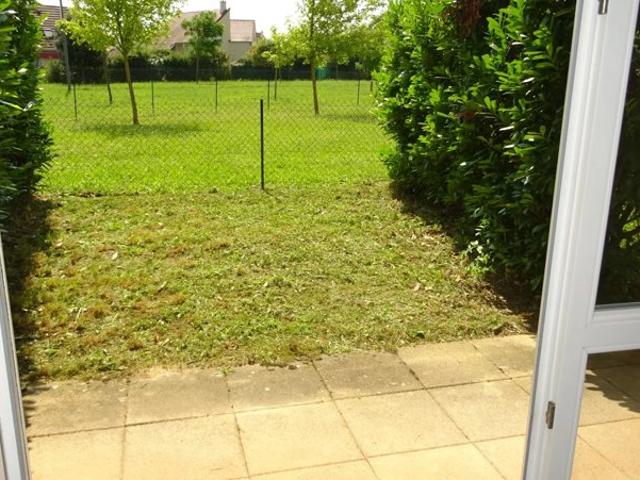CHEVIGNY ST SAUVEUR STUDIO EN REZ DE JARDIN