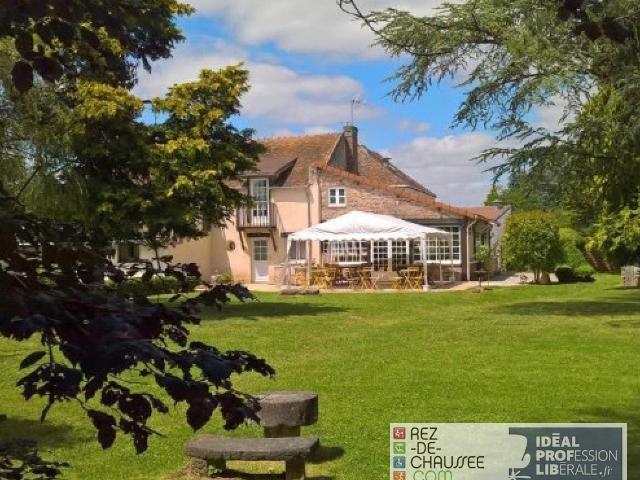 CHEVREUSE GRANDE MAISON D'HOTES GITE