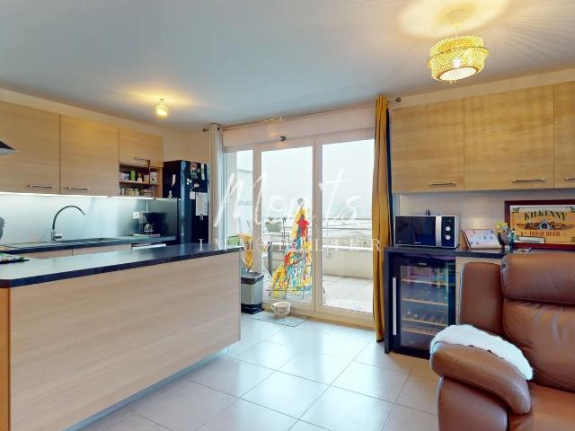 Chevrier Luminosité, espace et sérénité Appartement T4 au dernier étage