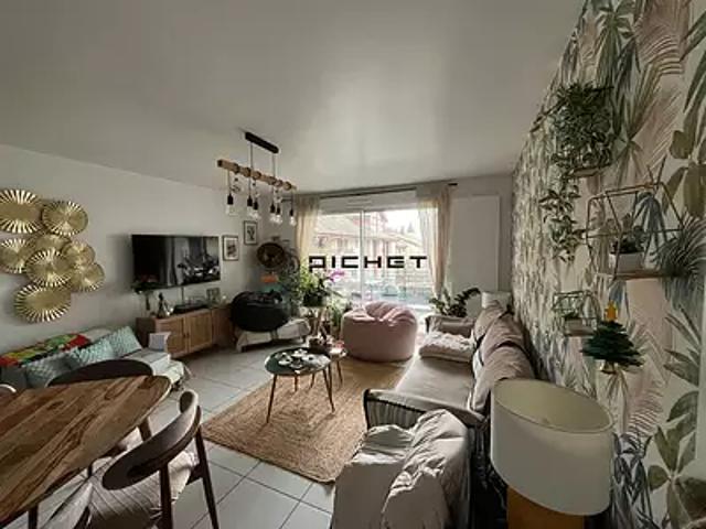 Chevry 01170 Achat / Vente appartement 3 pièces t3 parking