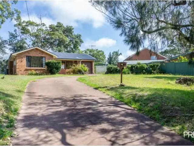 Cheap 776 Hawkesbury Road, Hawkesbury Heights House for rent.