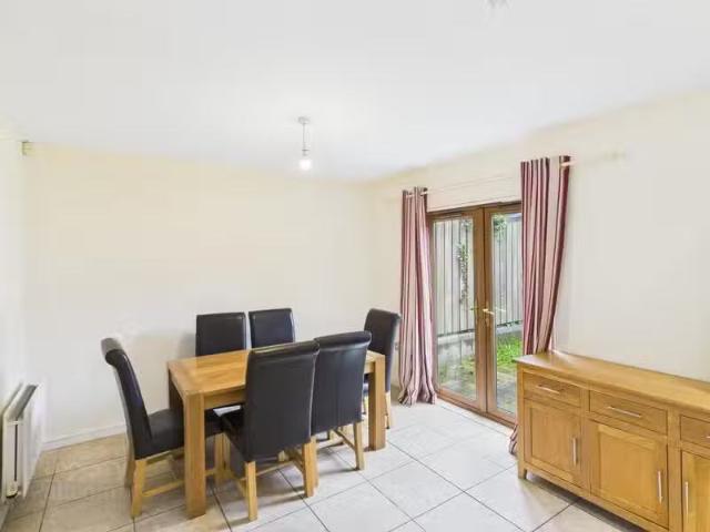 Just in! 78 Brookehall Heights