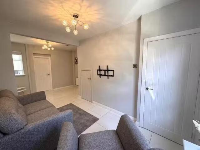 Cozy 9 Mayfield Street