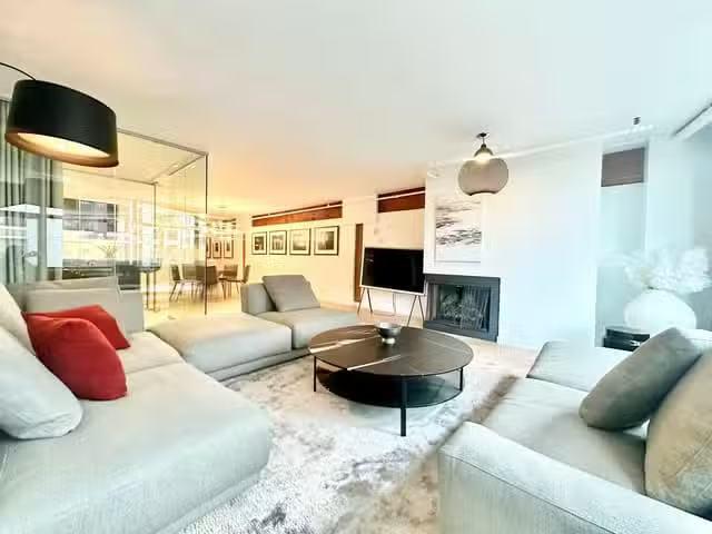 Cheap 1 BR Apartment for rent in Vancouver, Vancouver West, Be.
