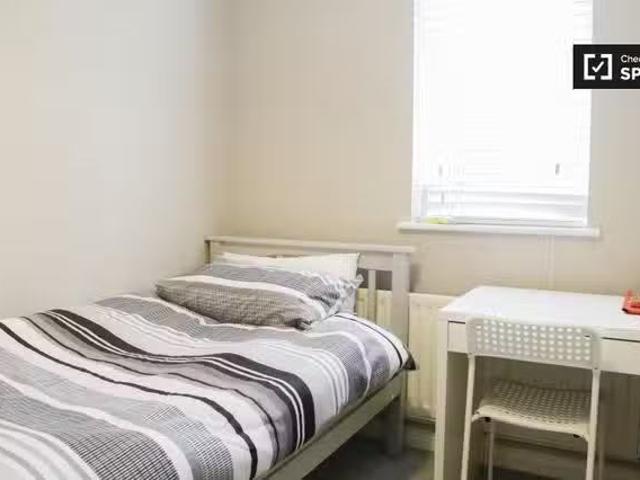 Rental! 1 BR Room in shared 4 bedroom flat in Inns Quay, Dublin