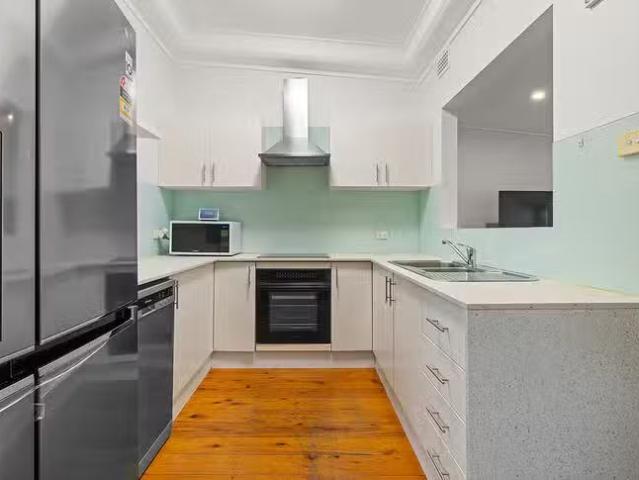 Unique 1 Clements Parade, Kirrawee, NSW 2232