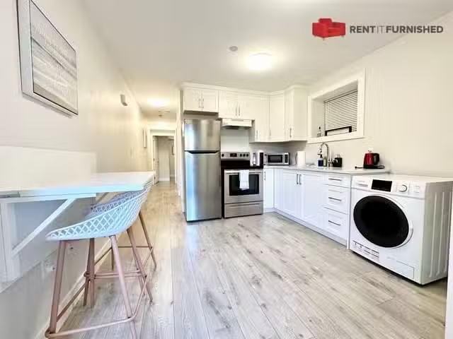 Rental! 2 BR Apartment for rent in Vancouver, Vancouver East.