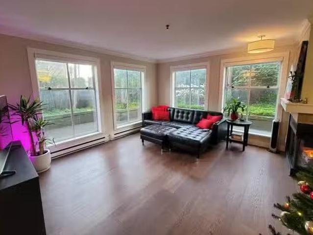 Cheap 2 BR Apartment for rent in Vancouver, Vancouver West, 10.
