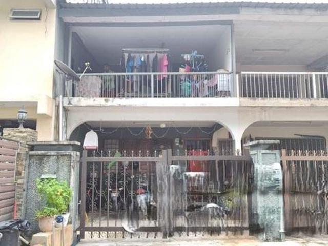 cheap 2 storey terrace taman putra Ampang
