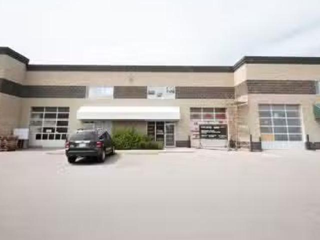 Charming 311 32 Westwinds Crescent Ne, Calgary, AB, T3J 5L3.