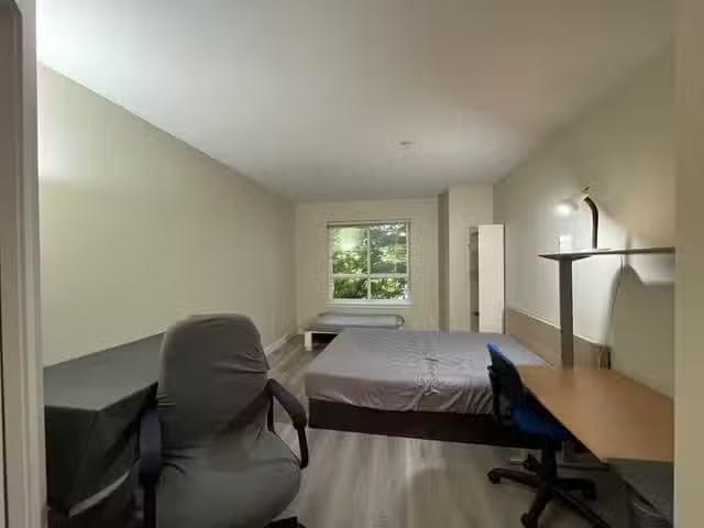 Cheap 3 BR Apartment for rent in Richmond, Richmond, 203 9333.