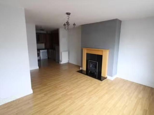 Just in! 3 Gateside Park