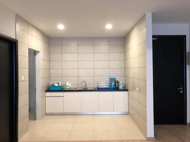 Cheap The Park Residence 3 bedroom 1400 sqft for rent 3k