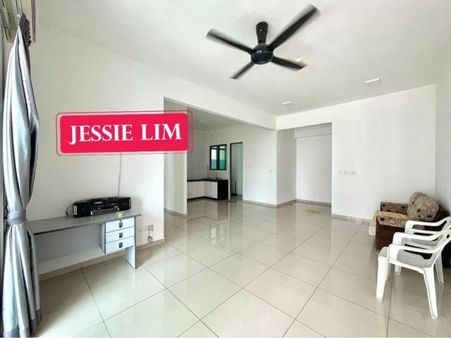 CHEAP UNIT Tree Sparina Bayan Lepas middle floor 2CP 1130sf FREEHOLD