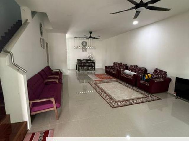 Cheap/ Univista/ Samarahan/ 2 storey terrace/ 3 bedroom