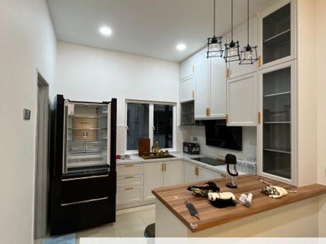 Cheap,Affordable,Renovated and Well Maintain Townvilla Townhouse,Taman Tasik Puchong,Puchong,Selangor