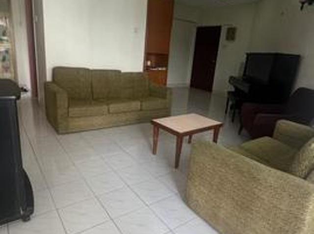 Cheap Ampang Dasa condo 896sf partly furnished middle floor