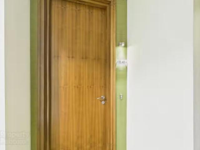 Cheap Apartment 11.41 The Arc 2l Queens Road