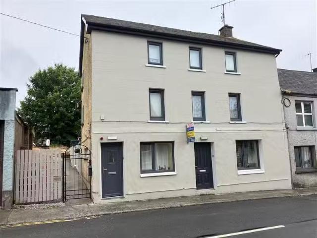 Deal! Apts. 21, 21A