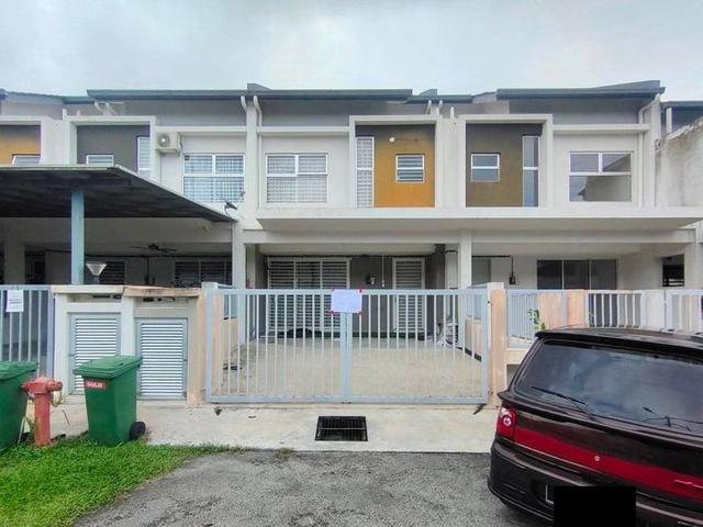 cheap below market 2 storey Bandar Tasik Kesuma Camellia beranang