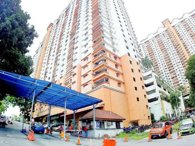 cheap below market apartment flora damansara petaling jaya 850sqft
