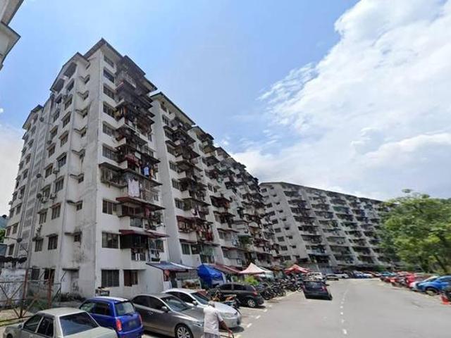 Cheap below market apartment Prima Selayang batu caves 600 sqft