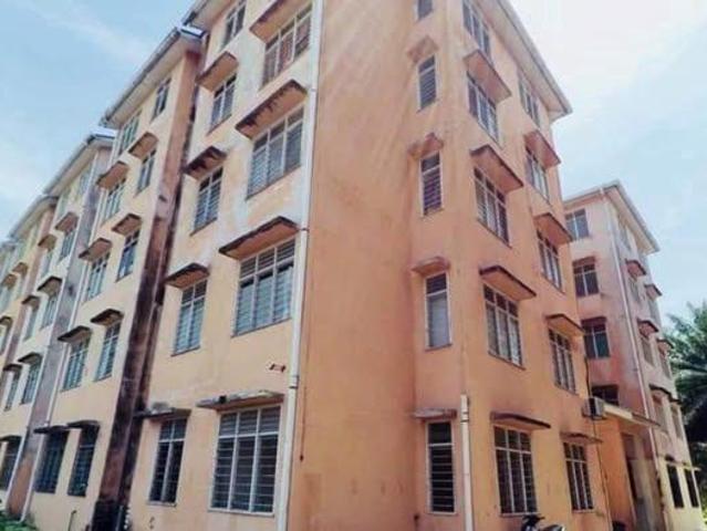 cheap below market apartment ria taman semenyih indah semenyih 650sqft