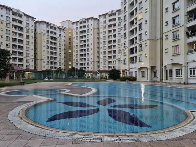 cheap below market desaria villa puchong