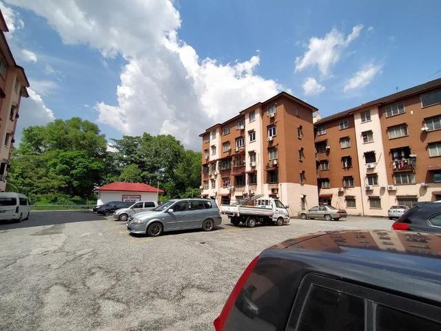 cheap below market pangsapuri kenanga bukit kinrara puchong