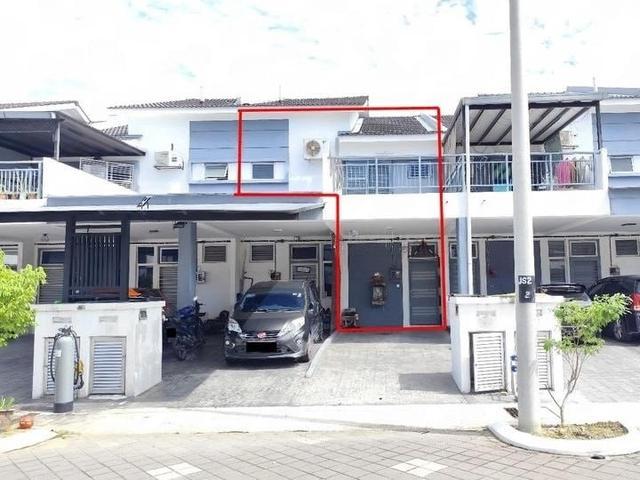 cheap below market Town House Simfoni Perdana bandar Puncak Alam