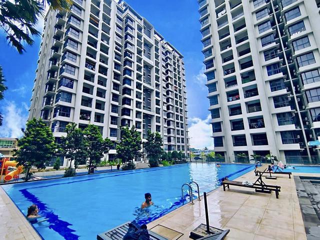 Cheap with High Value Lido Four Season Condo for Sale Sunset Seaview