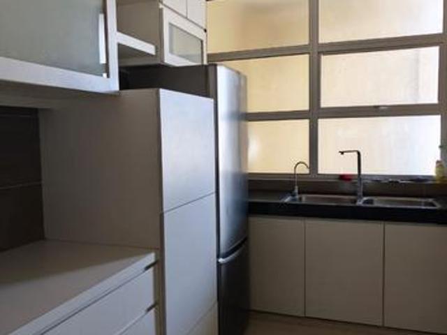 Cheap Courtyard Batu Kawa 850 sqft 3 bedroom nice unit