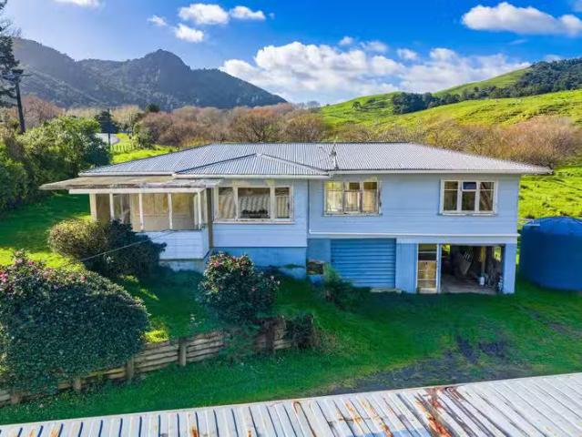 Cheap DO UP with heaps of potential First National Real Estate