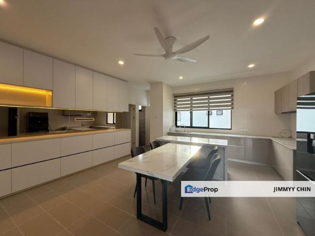 Cheap/ Dryx condo/ 4 bedroom/ fully furnished/ sunny hill area