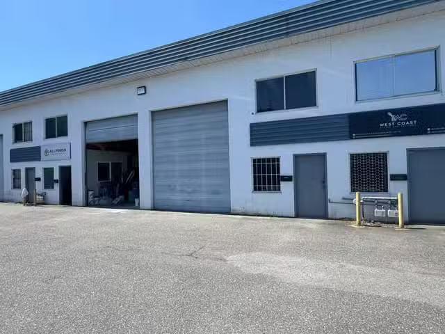 Cheap Industrial for lease in Port Coquitlam, Port Coquitlam.