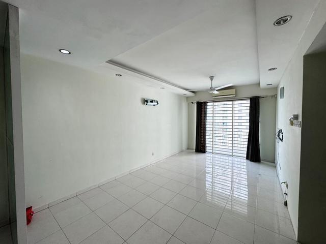 CHEAP Karpal Singh SUMMER PLACE 1012sf Partial Furnished SEAVIEW UNIT