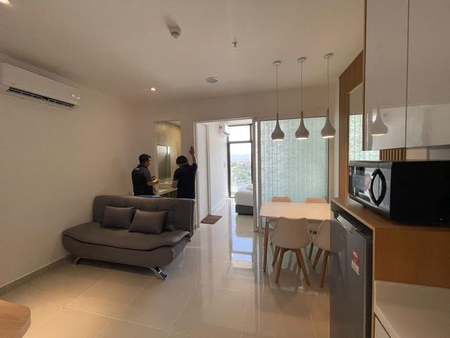 CHEAP l The Shore l High Floor l 1 Bedroom l Fully Furnished l KK City