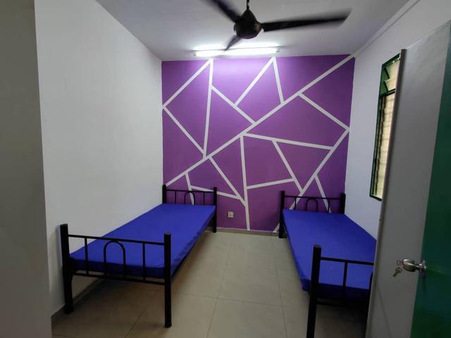 cheap Mentari Court Petaling Jaya convert 6 rooms suitable for sublet