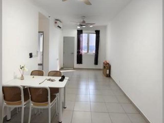 Cheap rent Tangerine Suites 3 fooms for Rent in Sunsuria KliaSepang