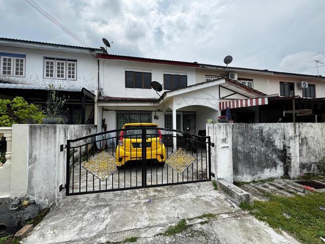 CHEAP SALE Double Storey Anjung Bercham Indah Tasek timur