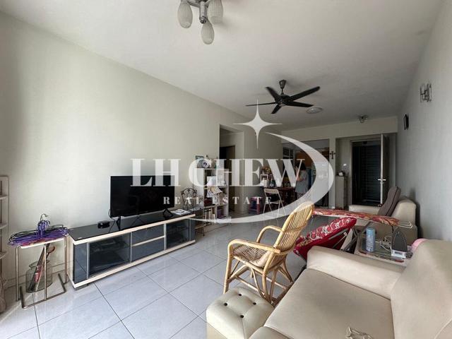 Cheap Summer Place 1012sf Renovated Jelutong Karpal Singh