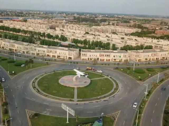 Cheaper than market price. E block Lahore Bahria Orchard ID 64565