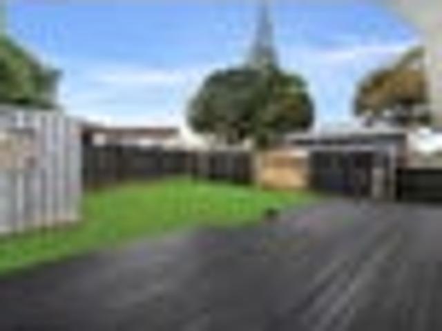 Cheapest 2 bedroom in Clendon Park?