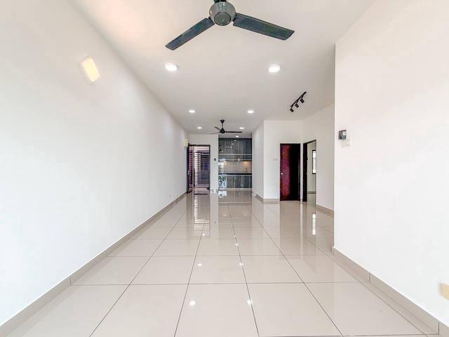 CHEAPEST 2PARKING Residensi Zamrud Condominium Kajang