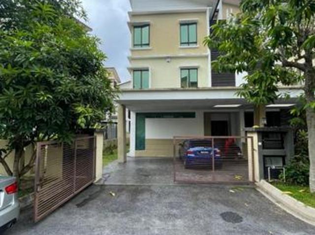 CHEAPEST 3638ft Semi Detached House Tropika 2 Sungai Tangkas Bangi