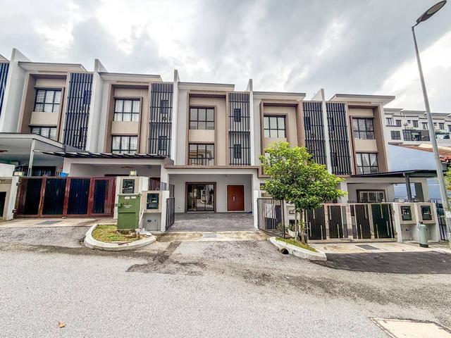 CHEAPEST TERMURAH 3 Storey Terrace Nassim Height Ukay Bistari Ampang