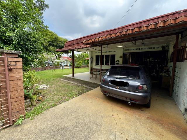 CHEAPEST UNIT CORNER LOT Single Storey Terrace Seksyen 14 PJ