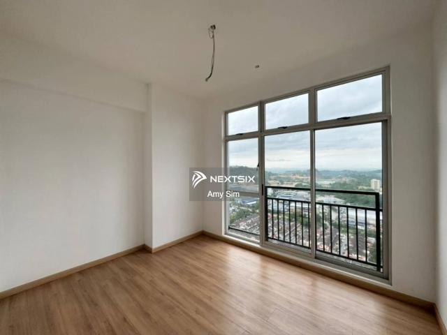 Cheapest unit / partial furnished / 2nd link tuas ciq / mutiara Rini / skudai / high rental