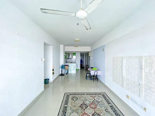 CHEAPEST UNIT Renovated Putra 1 Condominium Bandar Seri Putra